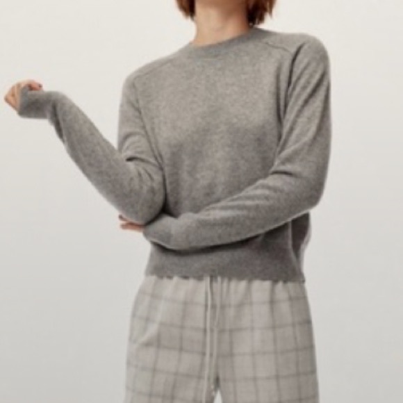 Aritzia Group of Babaton Luxe Cashmere Sweater in Oatmeal - Picture 11 of 14